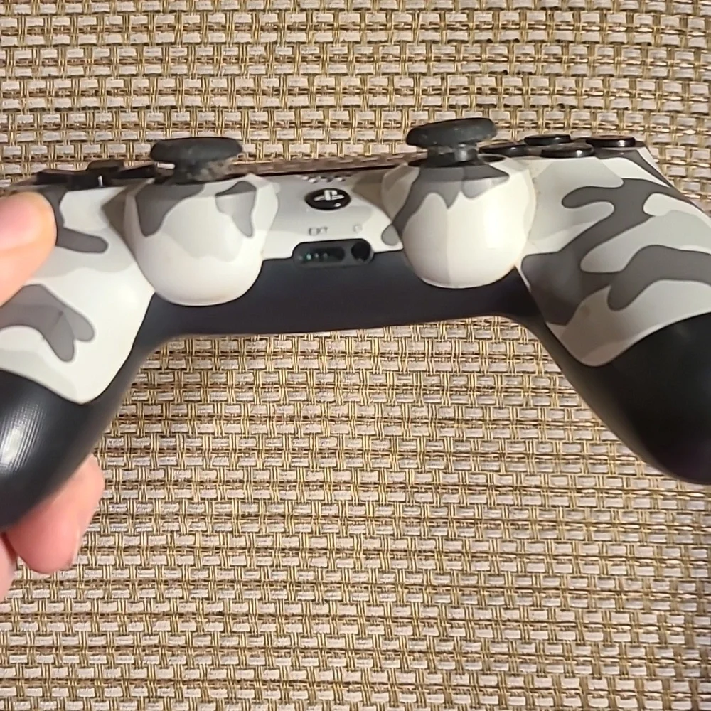 GENUINE SONY PLAYSTATION 4 PS4 CAMO WIRELESS CONTROLLER CUH-ZCTIU - NOT TESTED